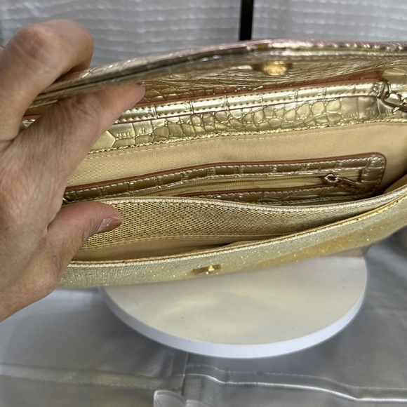 (E4) Guess virtual glitter clutch with flap and shoulder chain - Picture 15 of 15